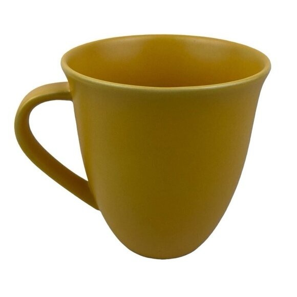 Disney Store Yellow Vintage 90s Creme Mickey Mouse Logo Mug - Picture 2 of 8